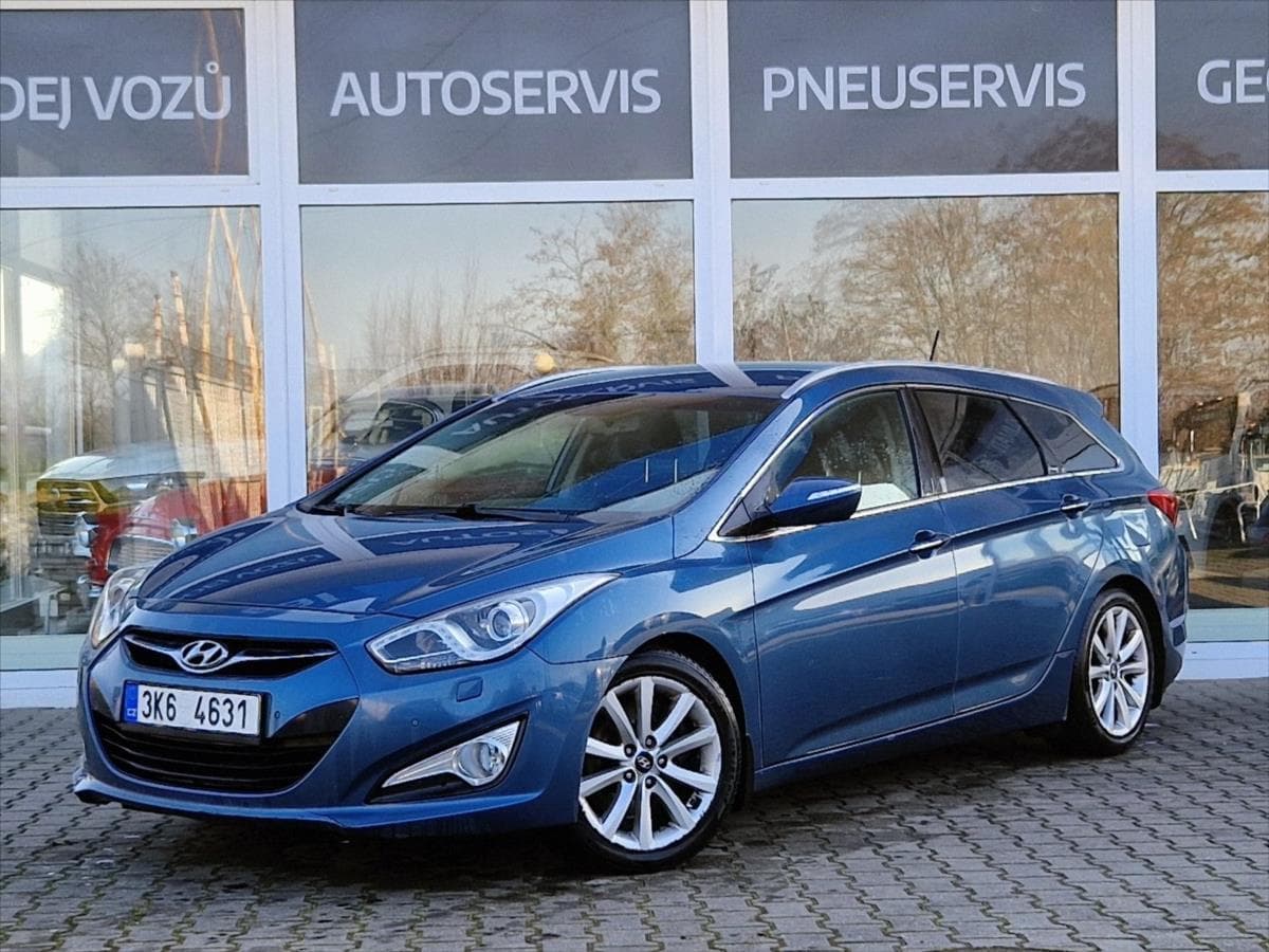 Hyundai i40 1,7 CRDi, Navi, Xenony, Tažné kombi