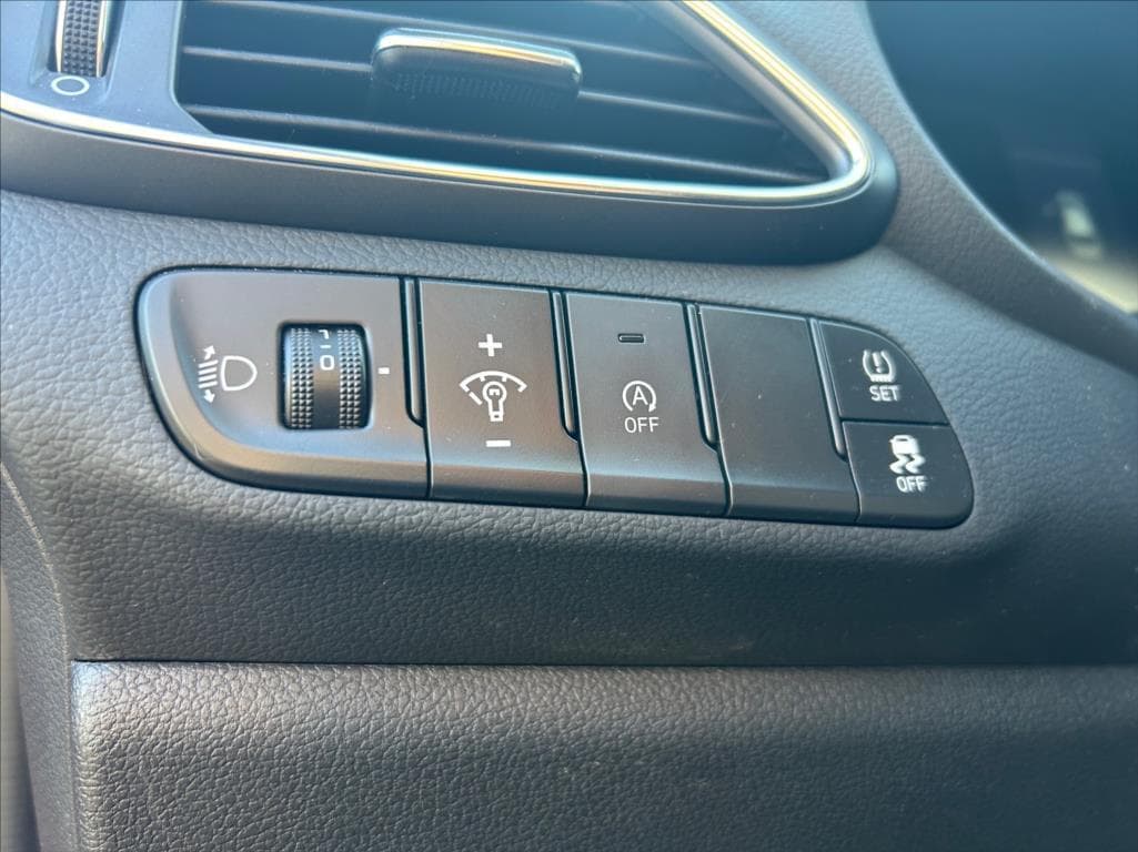 2025 Hyundai I30 - 12