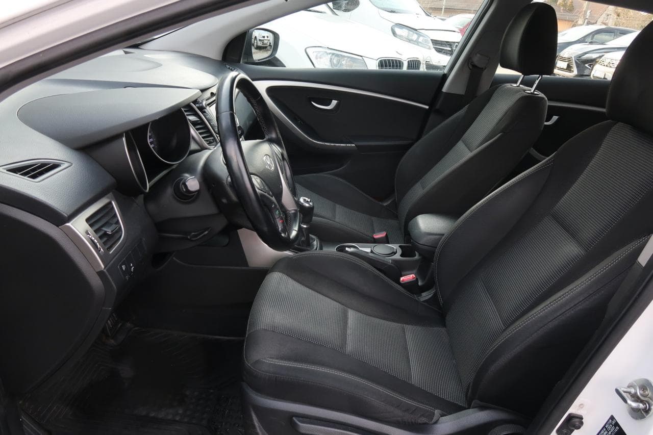 2016 Hyundai I30 - 16