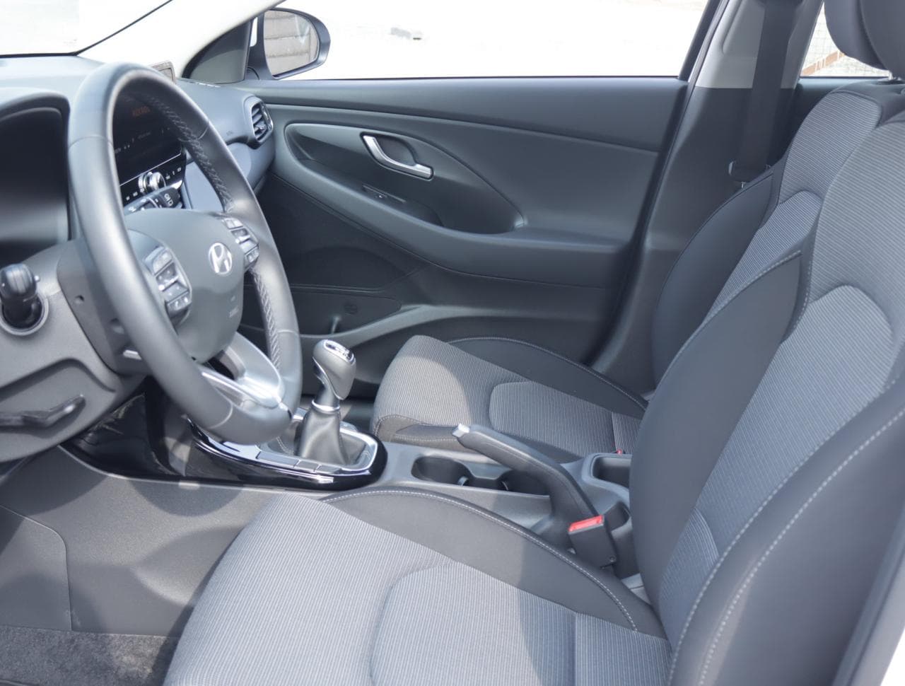 2025 Hyundai i30 - 16