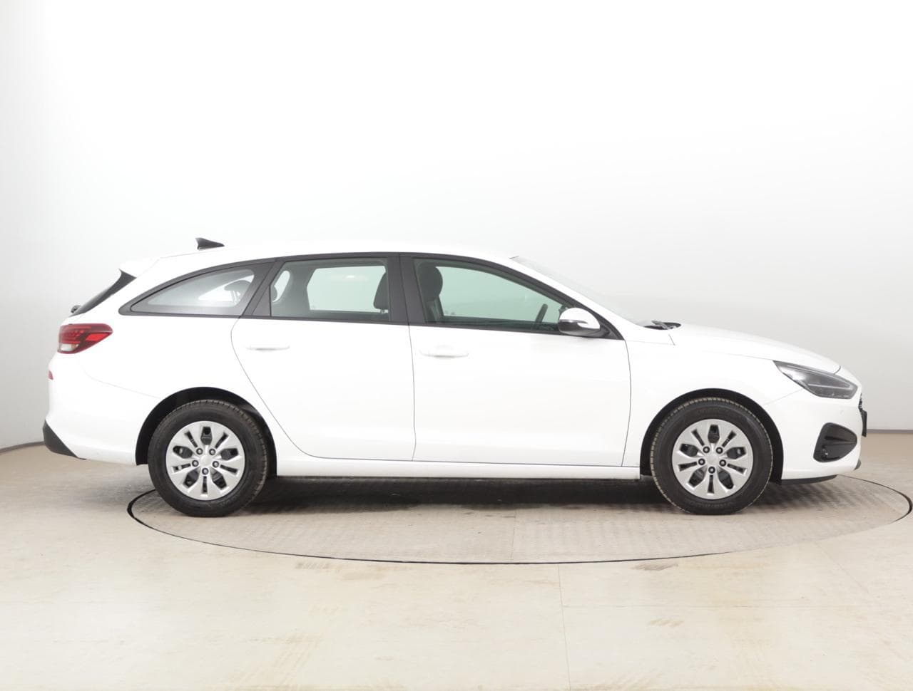 2025 Hyundai i30 - 8