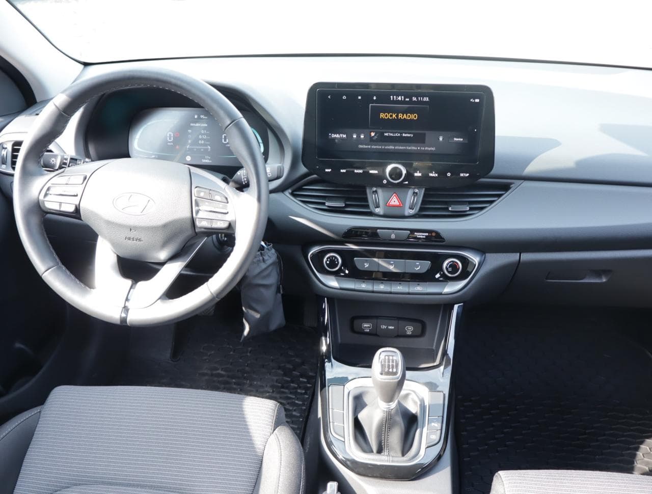 2025 Hyundai i30 - 10