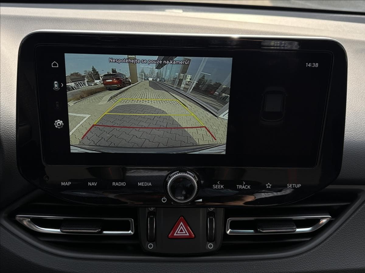 2025 Hyundai i30 - 17
