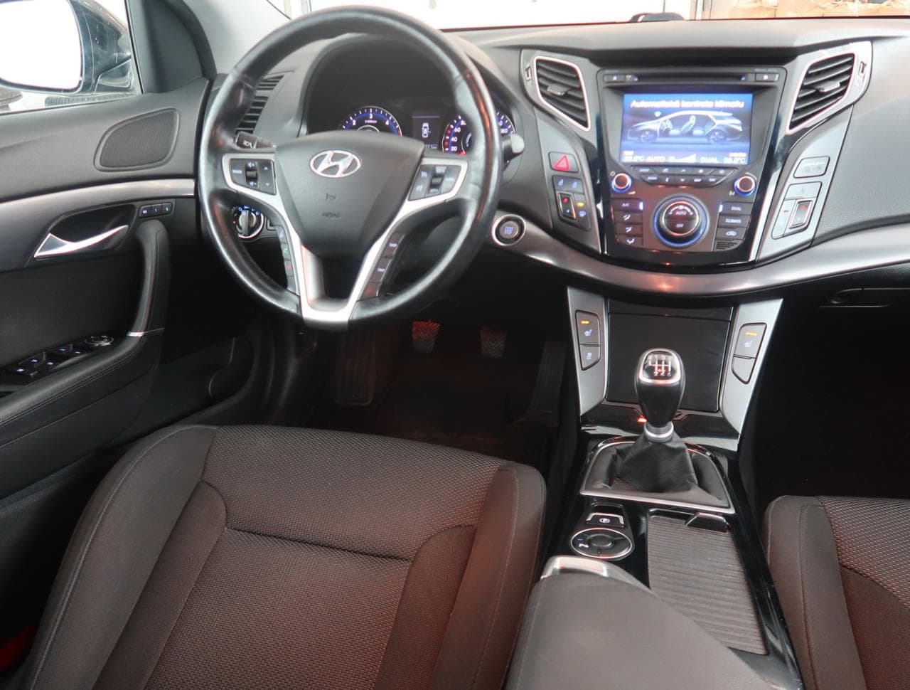 2011 Hyundai I40 - 9
