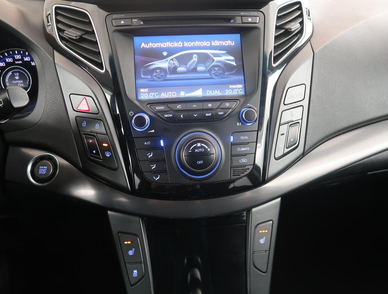 2011 Hyundai I40 - 18