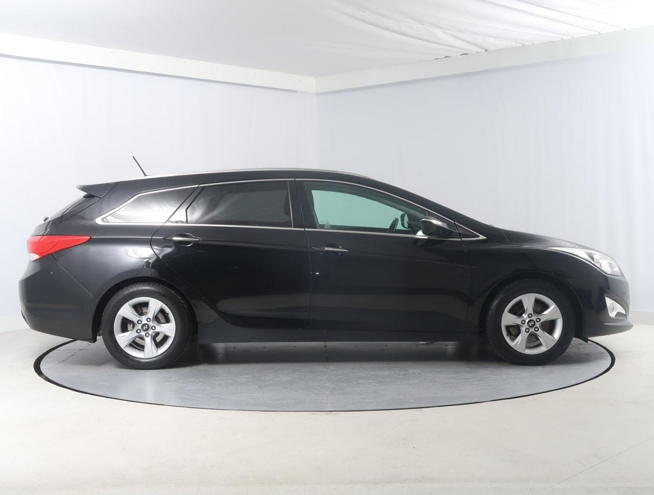 2011 Hyundai I40 - 8