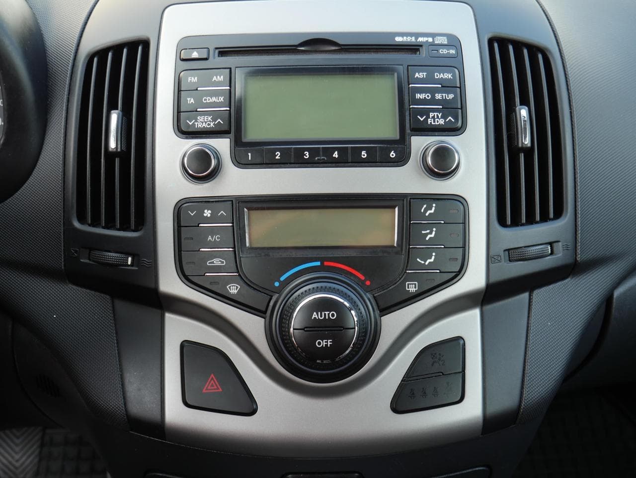 2012 Hyundai I30 - 14