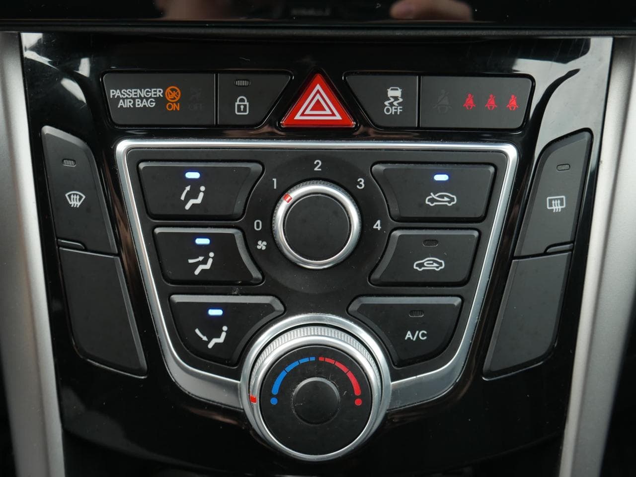 2012 Hyundai I30 - 16