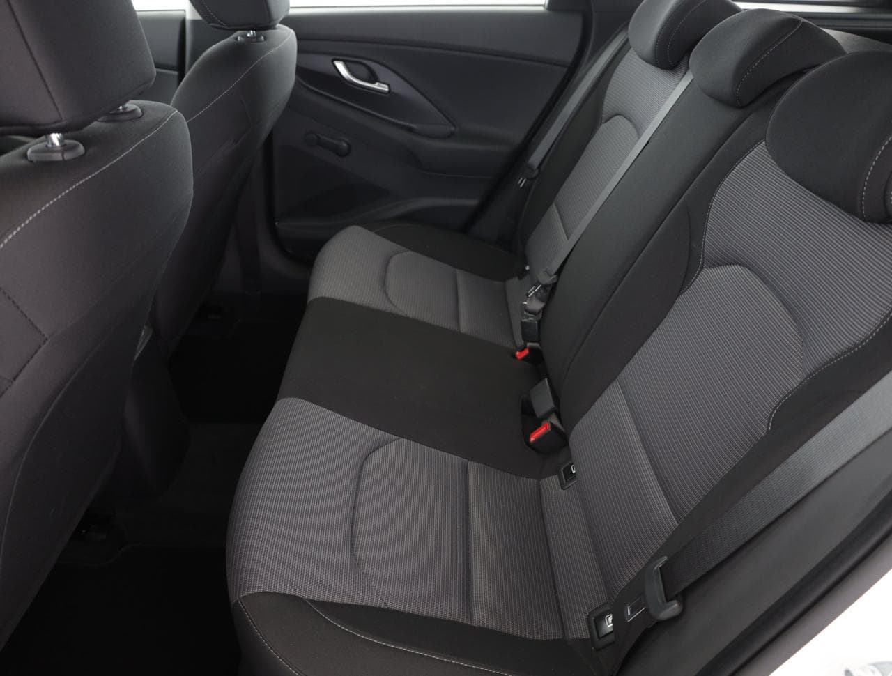 2025 Hyundai i30 - 12