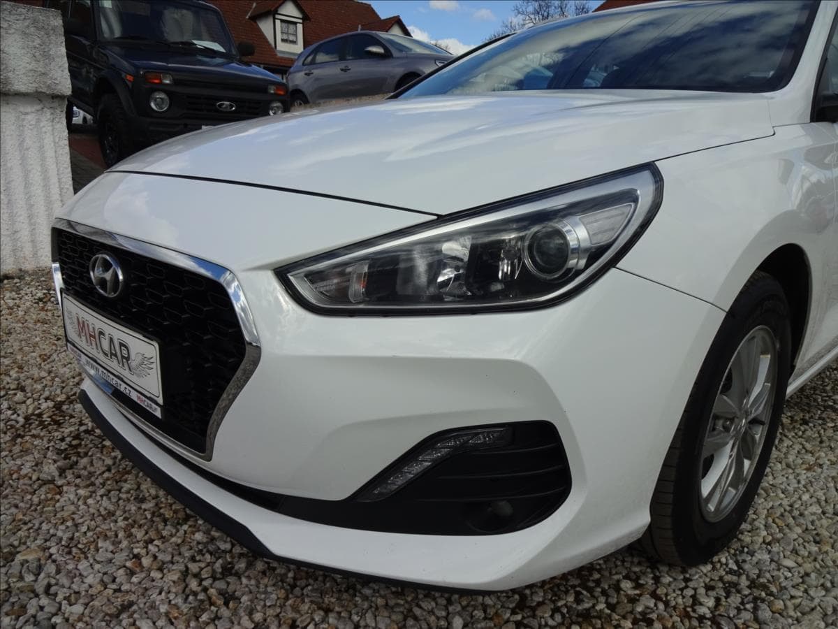 2020 Hyundai i30 - 12