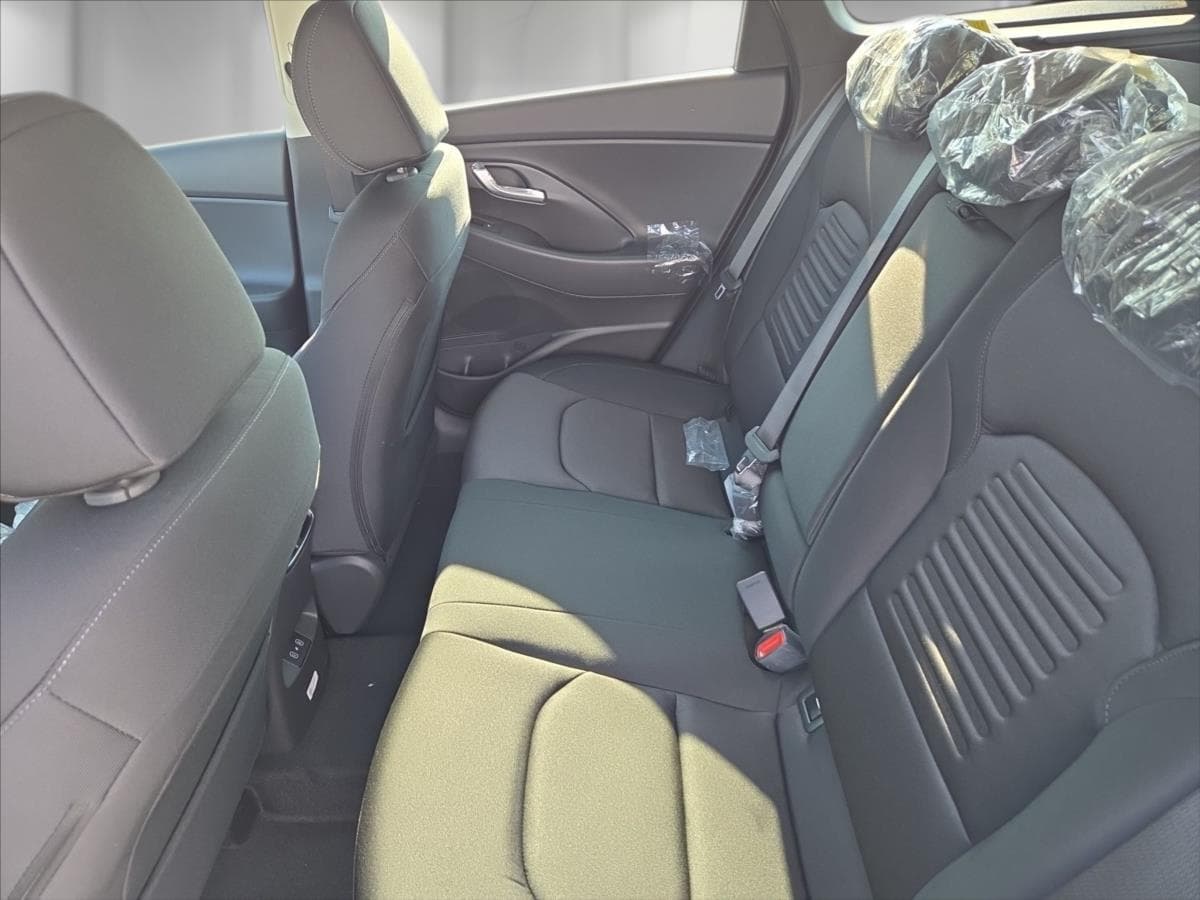 2025 Hyundai i30 - 11