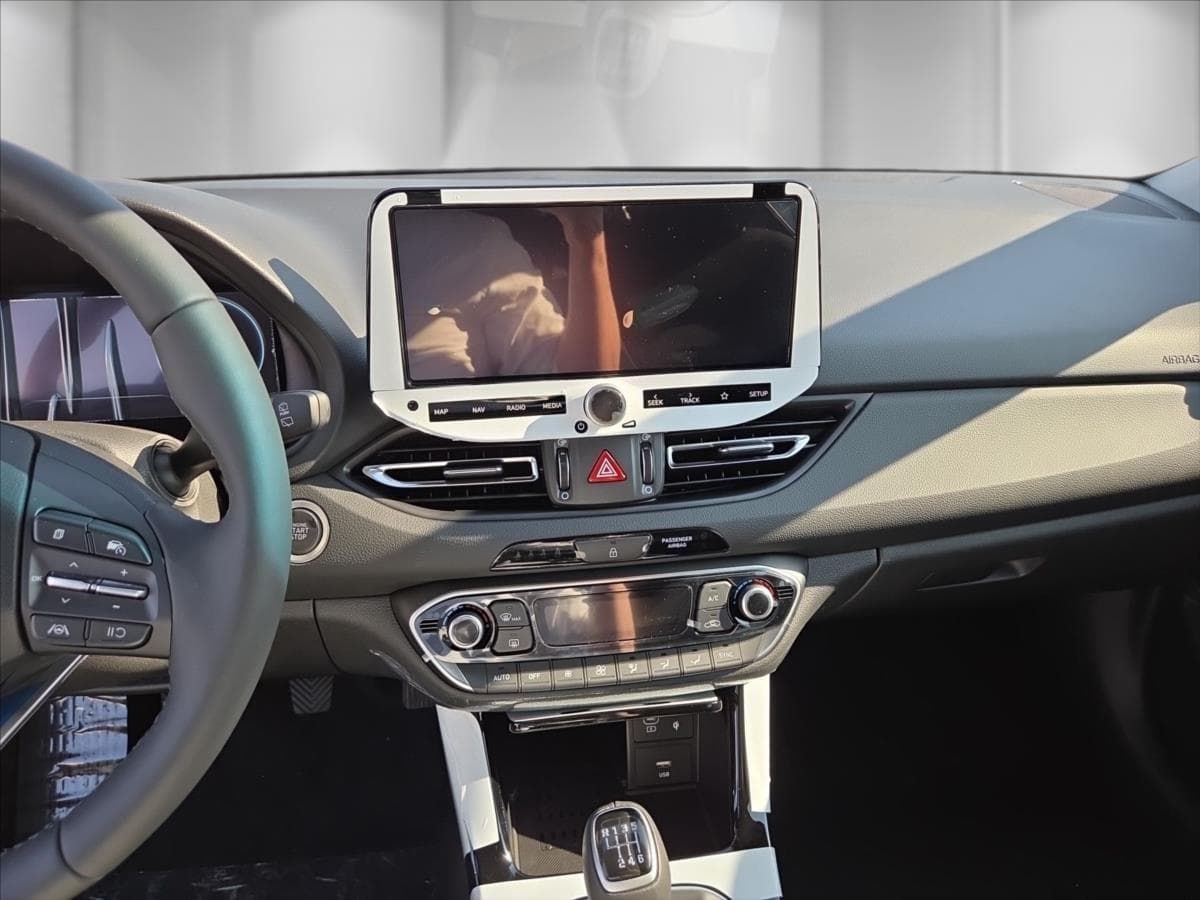 2025 Hyundai i30 - 9