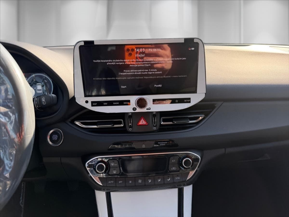 2025 Hyundai i30 - 9