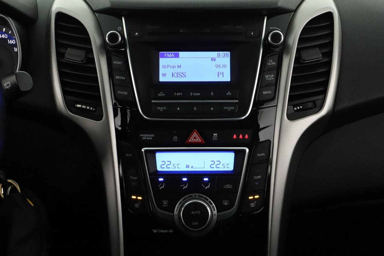 2017 Hyundai i30 - 17