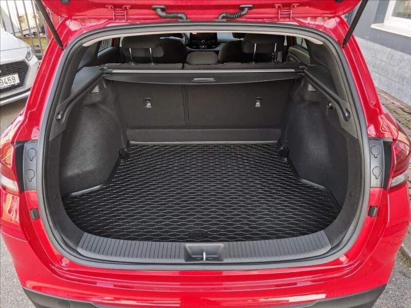 2025 Hyundai i30 - 9
