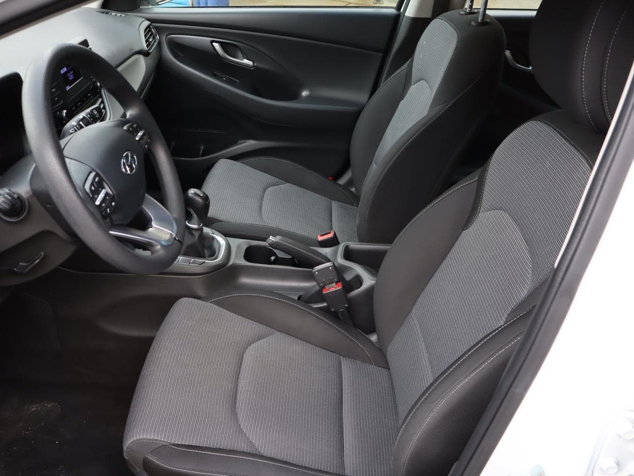 2022 Hyundai i30 - 14