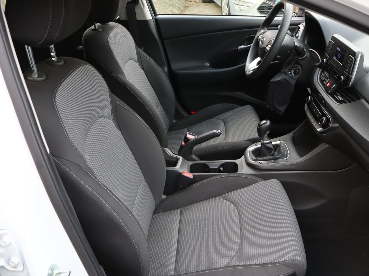 2022 Hyundai i30 - 10