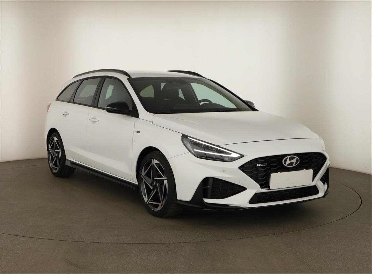2025 Hyundai i30