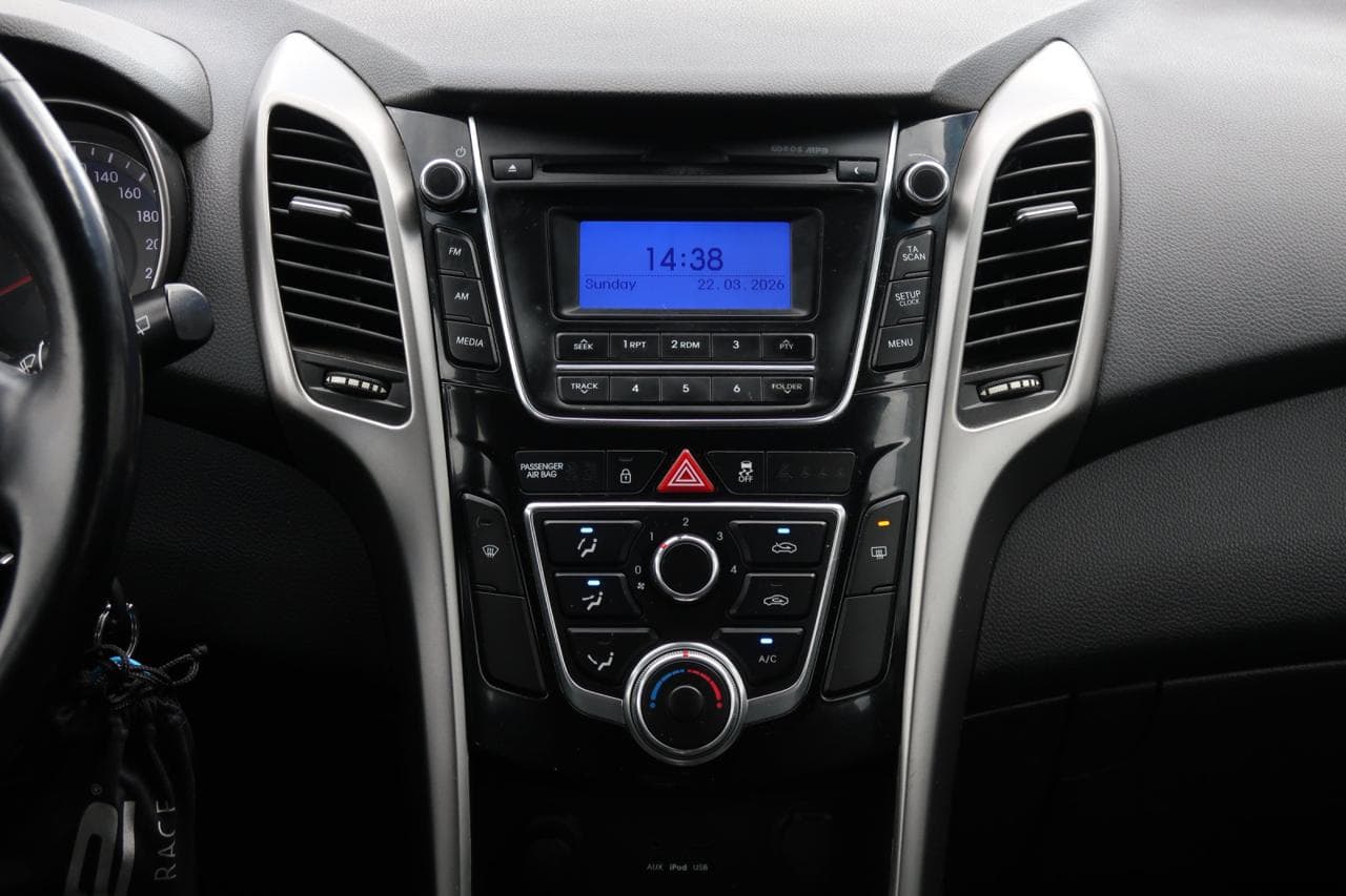 2013 Hyundai i30 - 18