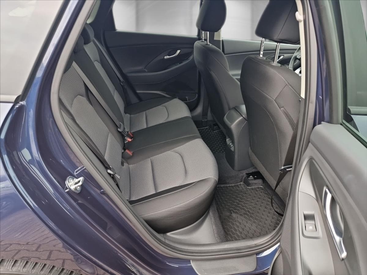 2025 Hyundai I30 - 39