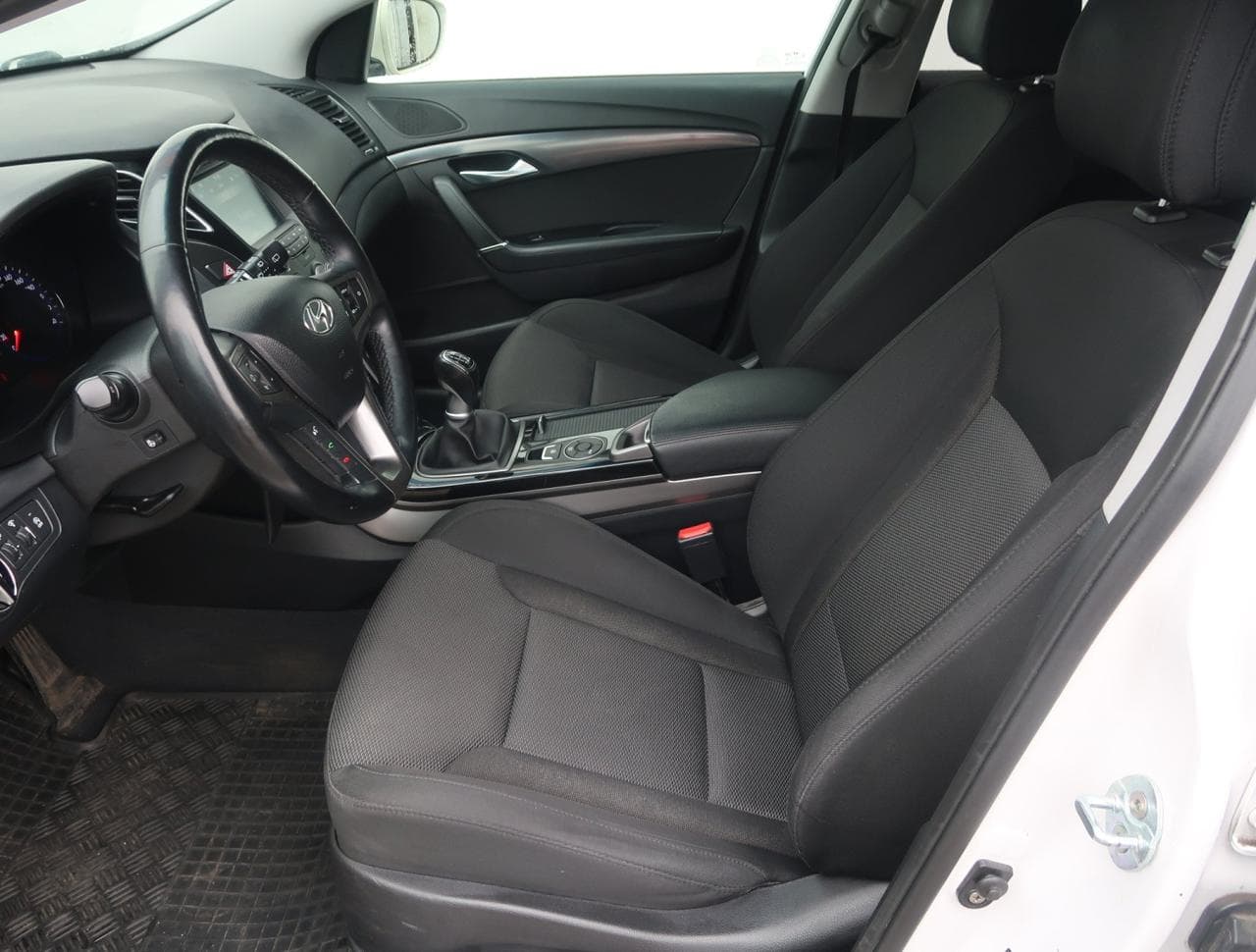 2016 Hyundai I40 - 31