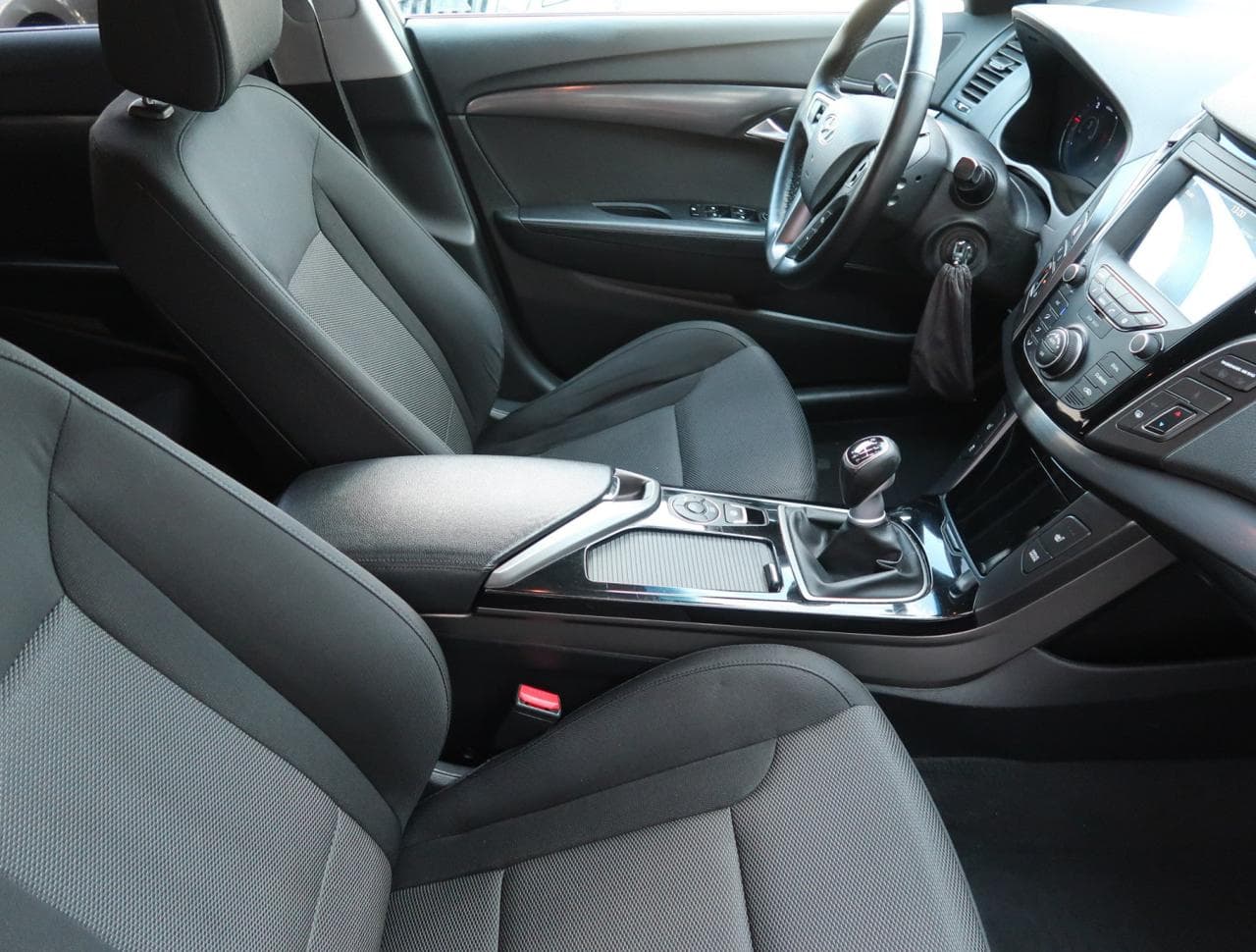 2017 Hyundai I40 - 23