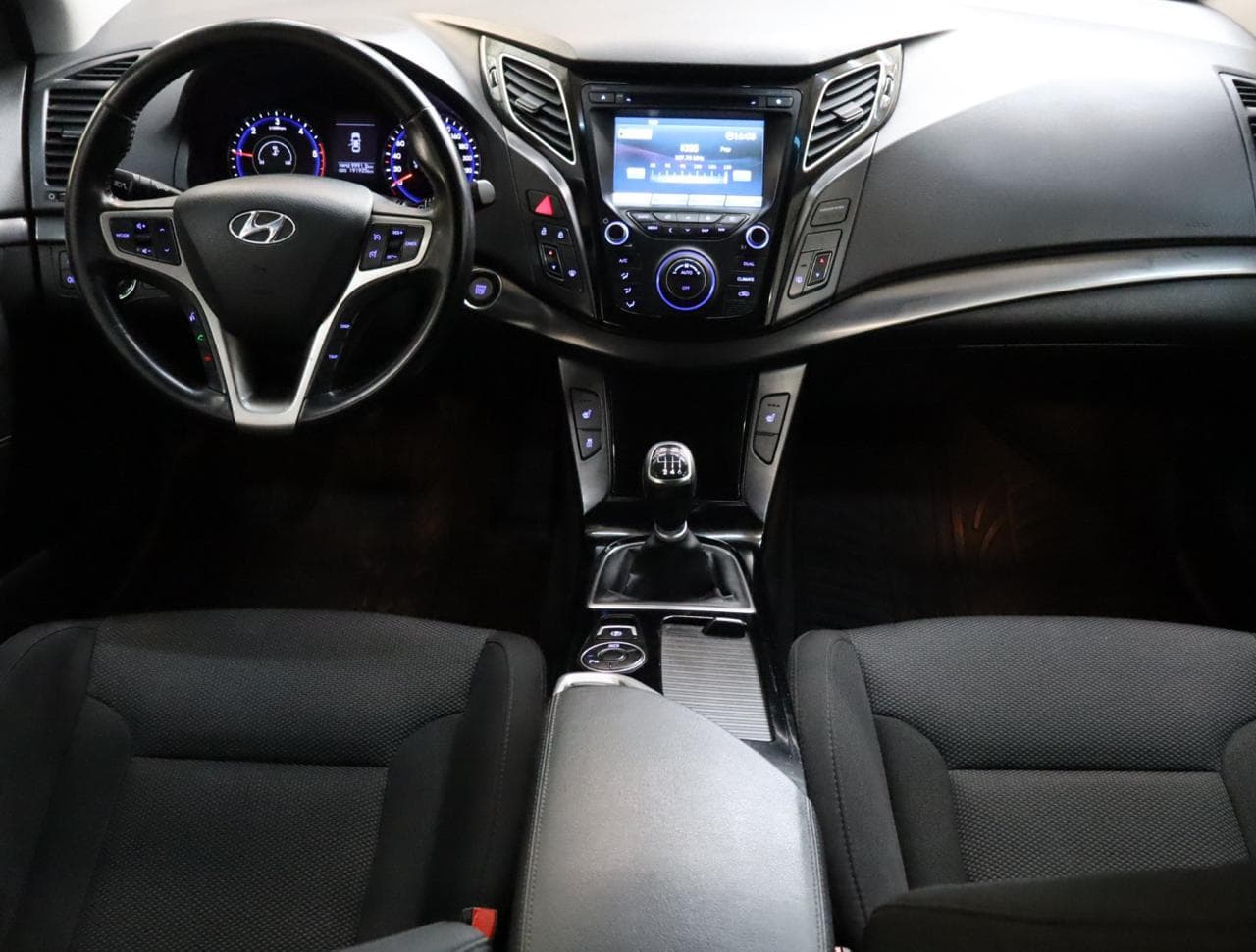 2012 Hyundai i40 - 10