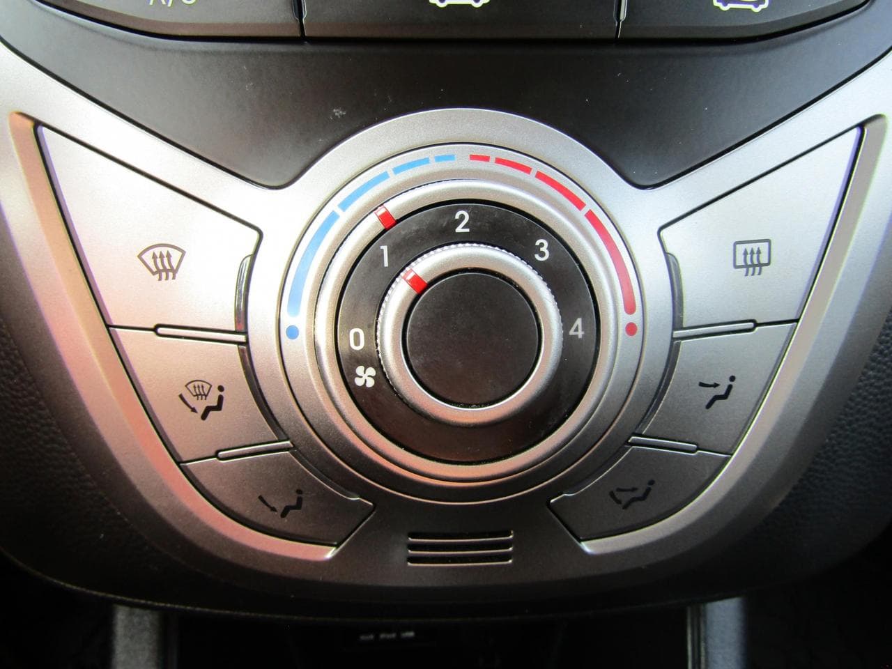 2011 Hyundai ix20 - 14