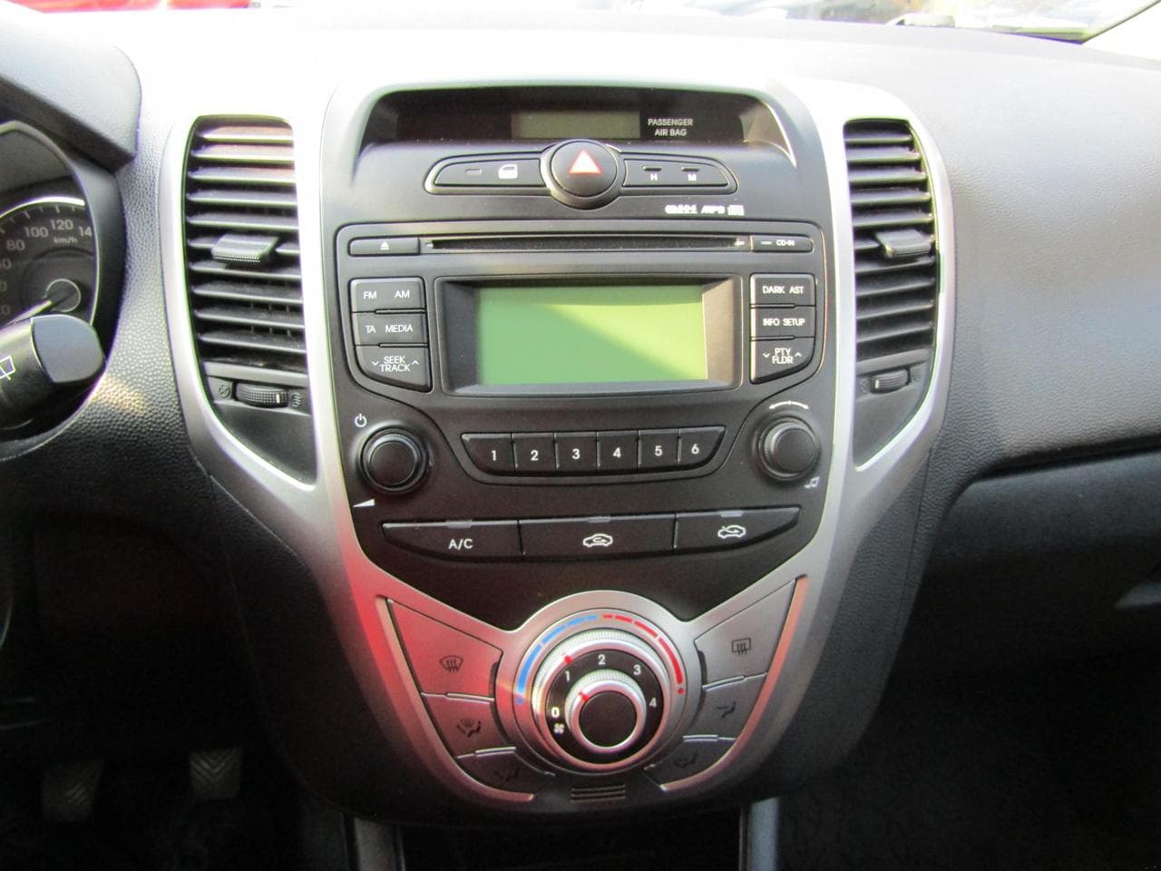 2011 Hyundai ix20 - 12
