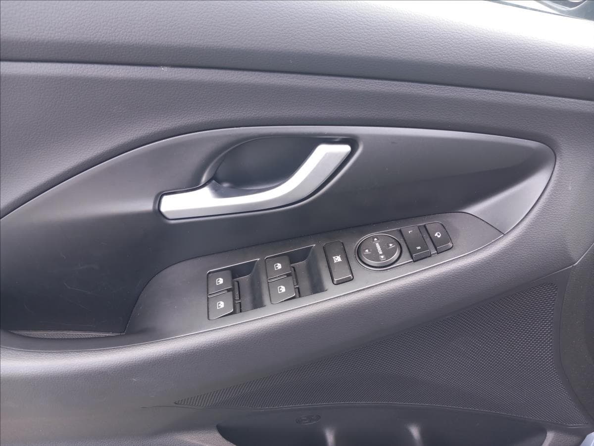 2025 Hyundai i30 - 14