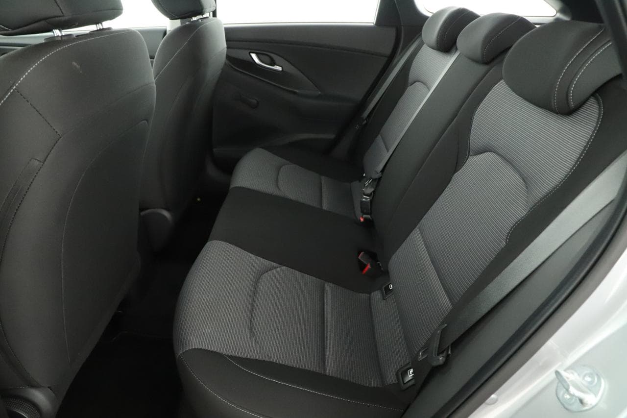 2025 Hyundai I30 - 23