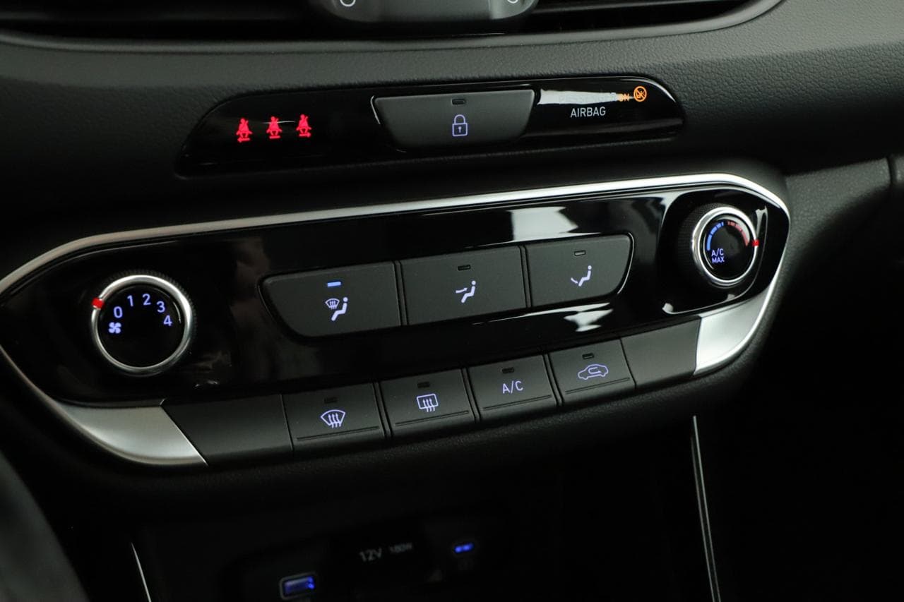 2025 Hyundai I30 - 31