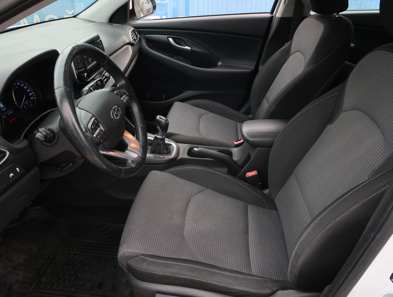 2018 Hyundai i30 - 16