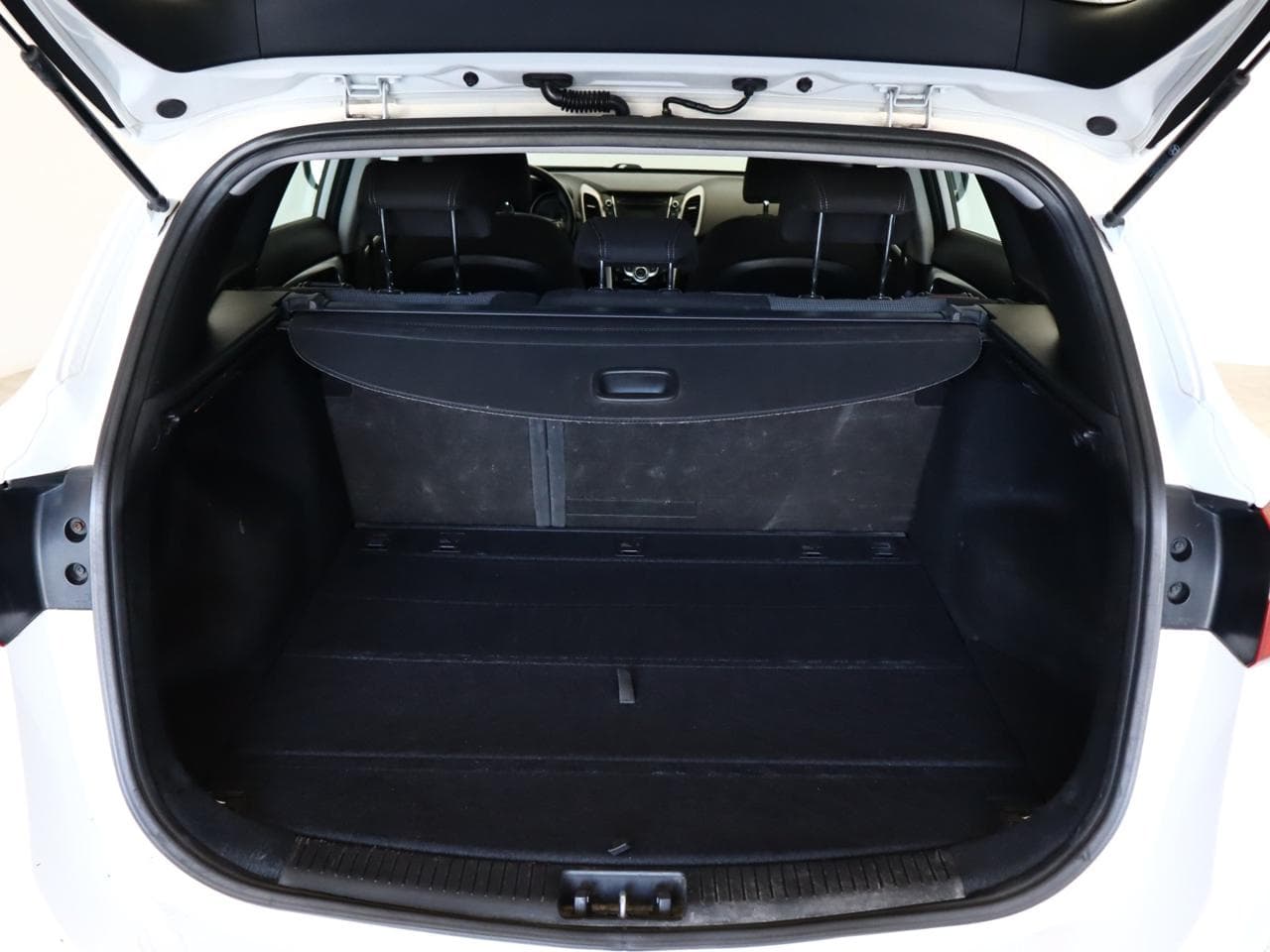 2014 Hyundai i30 - 27