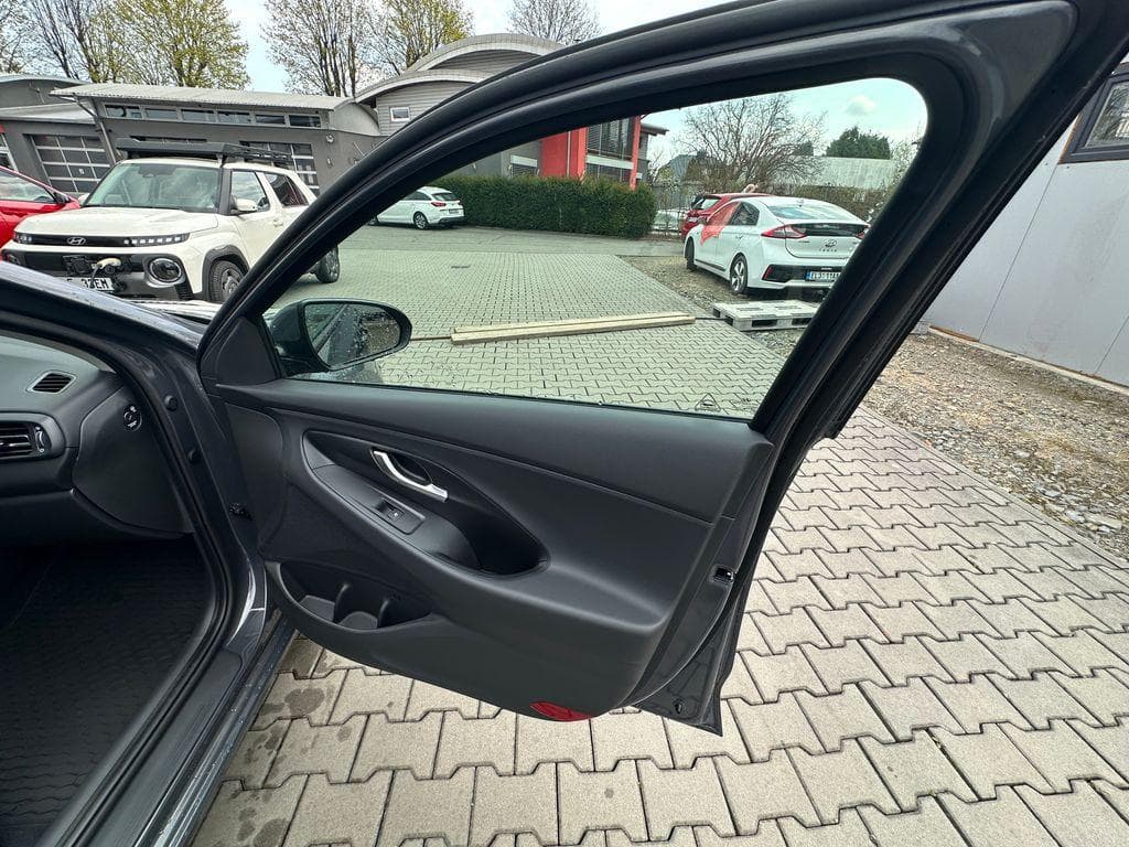 2026 Hyundai i30 - 19