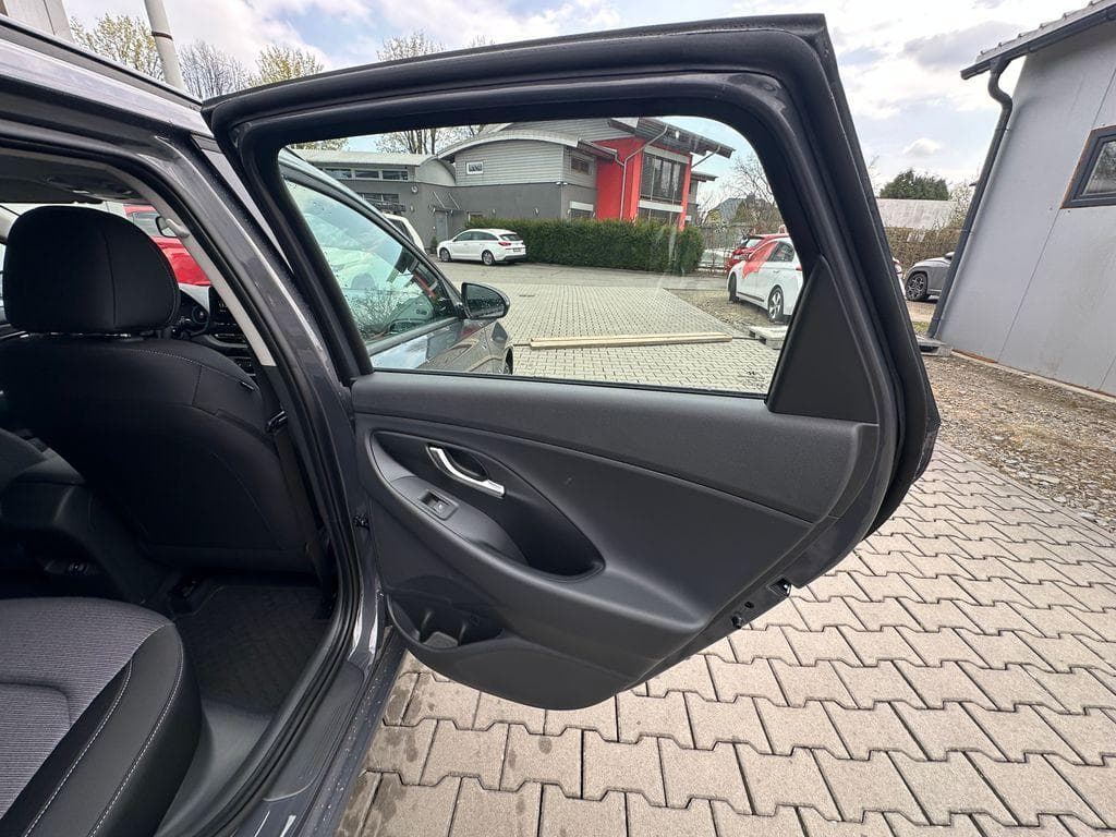 2026 Hyundai i30 - 16