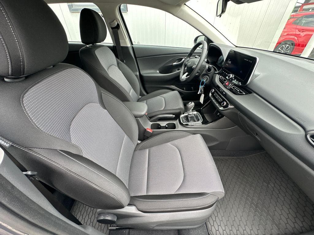 2026 Hyundai i30 - 21