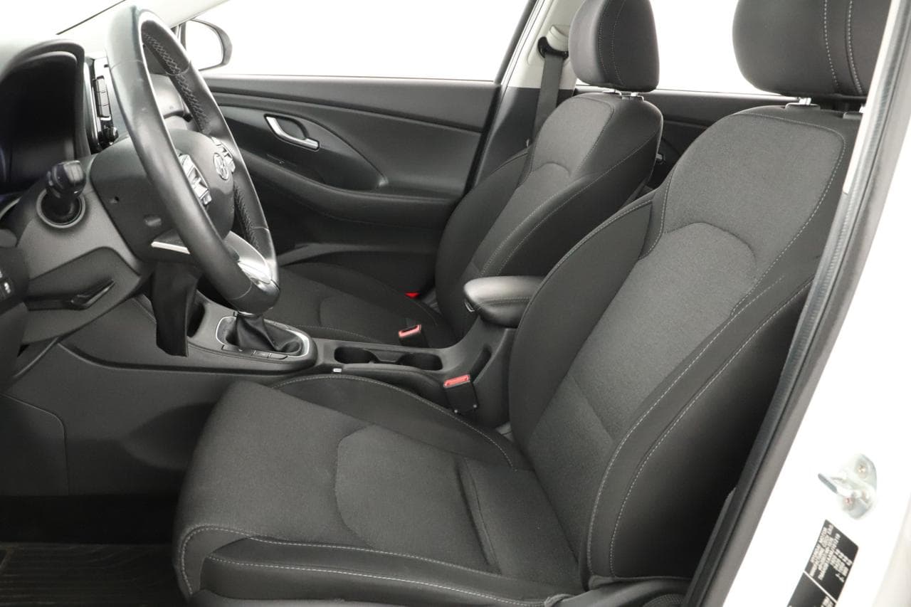 2021 Hyundai i30 - 13