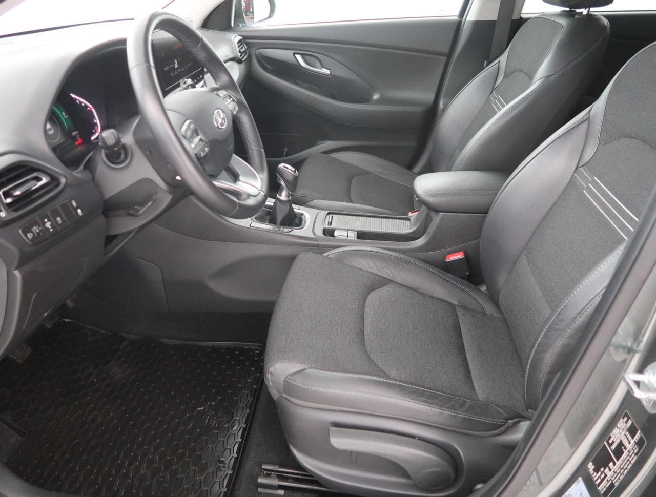 2022 Hyundai i30 - 16