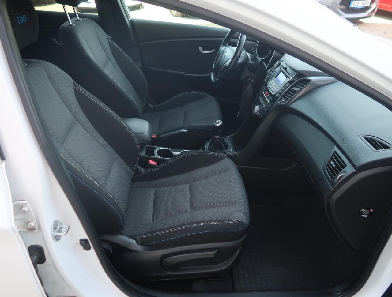 2016 Hyundai i30 - 12