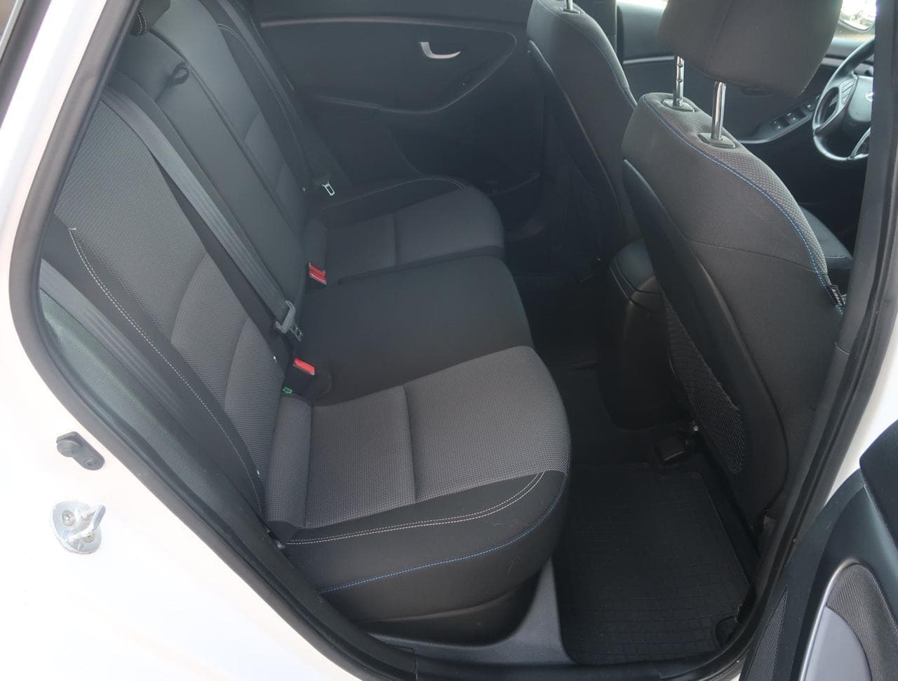 2016 Hyundai i30 - 13