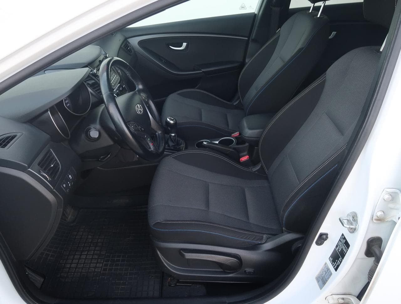 2016 Hyundai i30 - 16