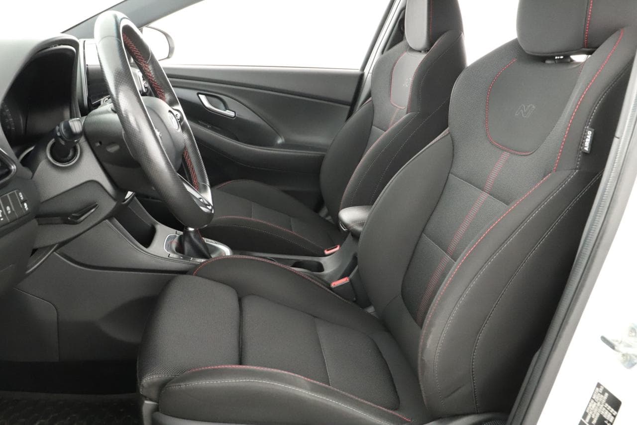 2022 Hyundai i30 - 13