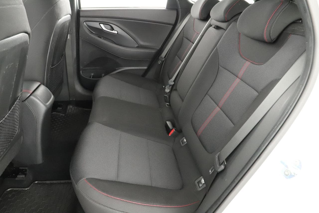 2022 Hyundai i30 - 12