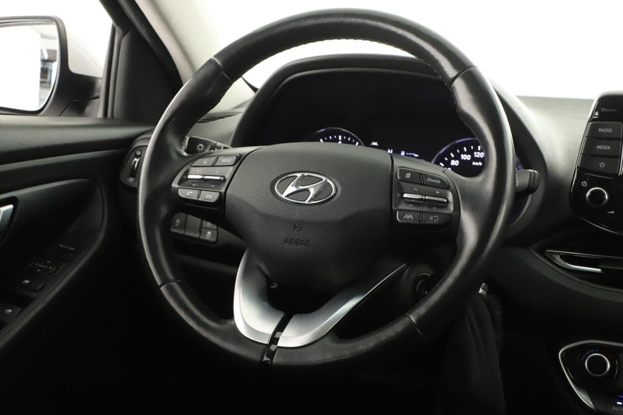 2021 Hyundai i30 - 18