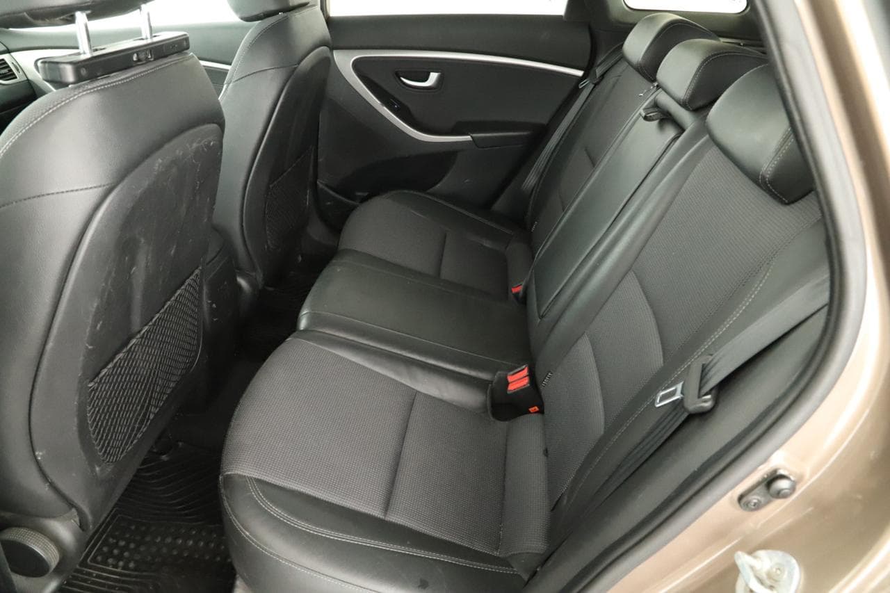 2014 Hyundai i30 - 12