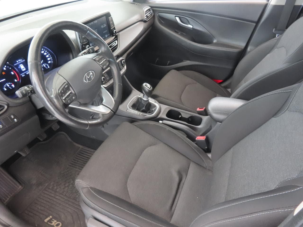 2021 Hyundai i30 - 16