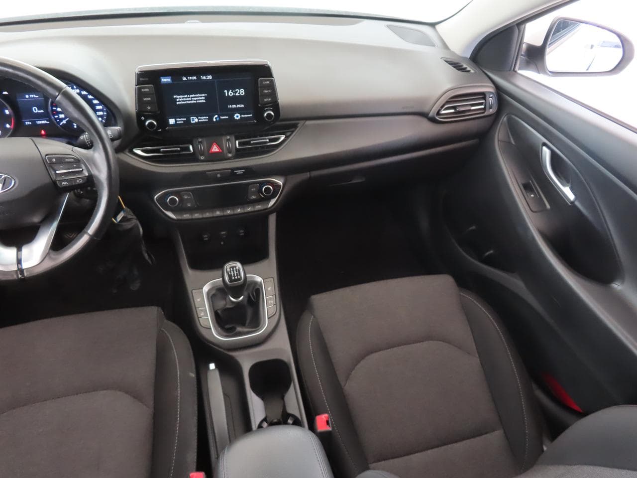 2021 Hyundai i30 - 11
