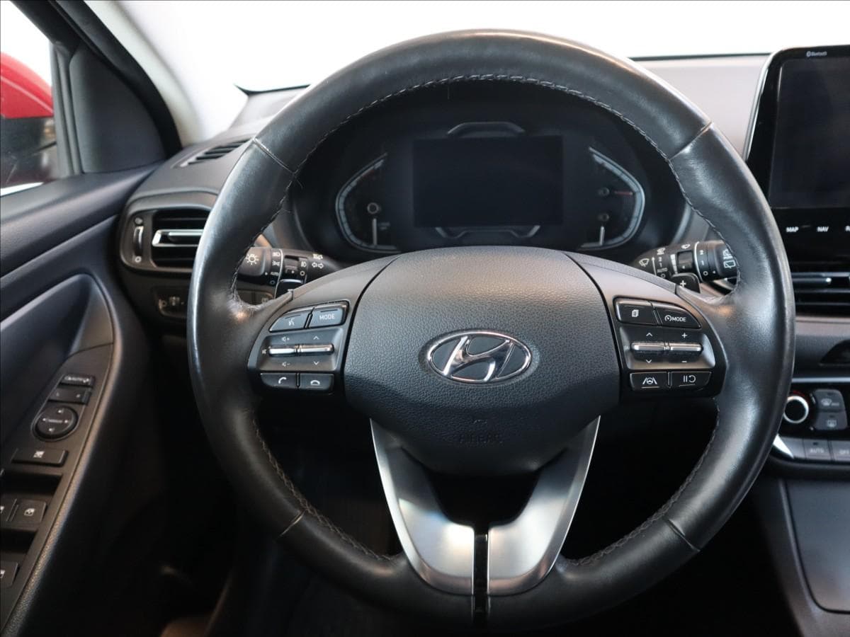 2022 Hyundai i30 - 12