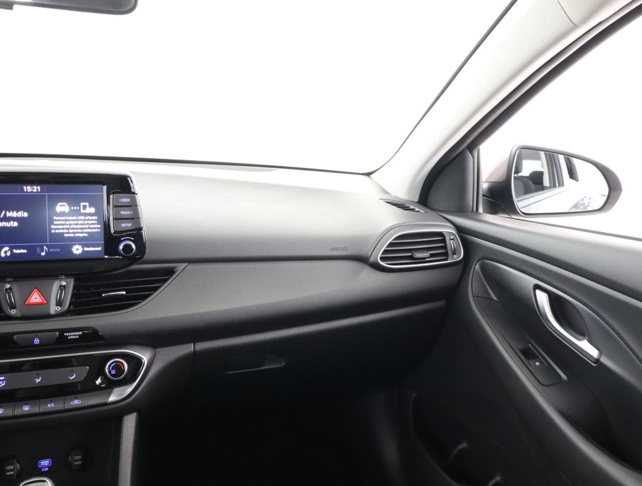 2021 Hyundai i30 - 17